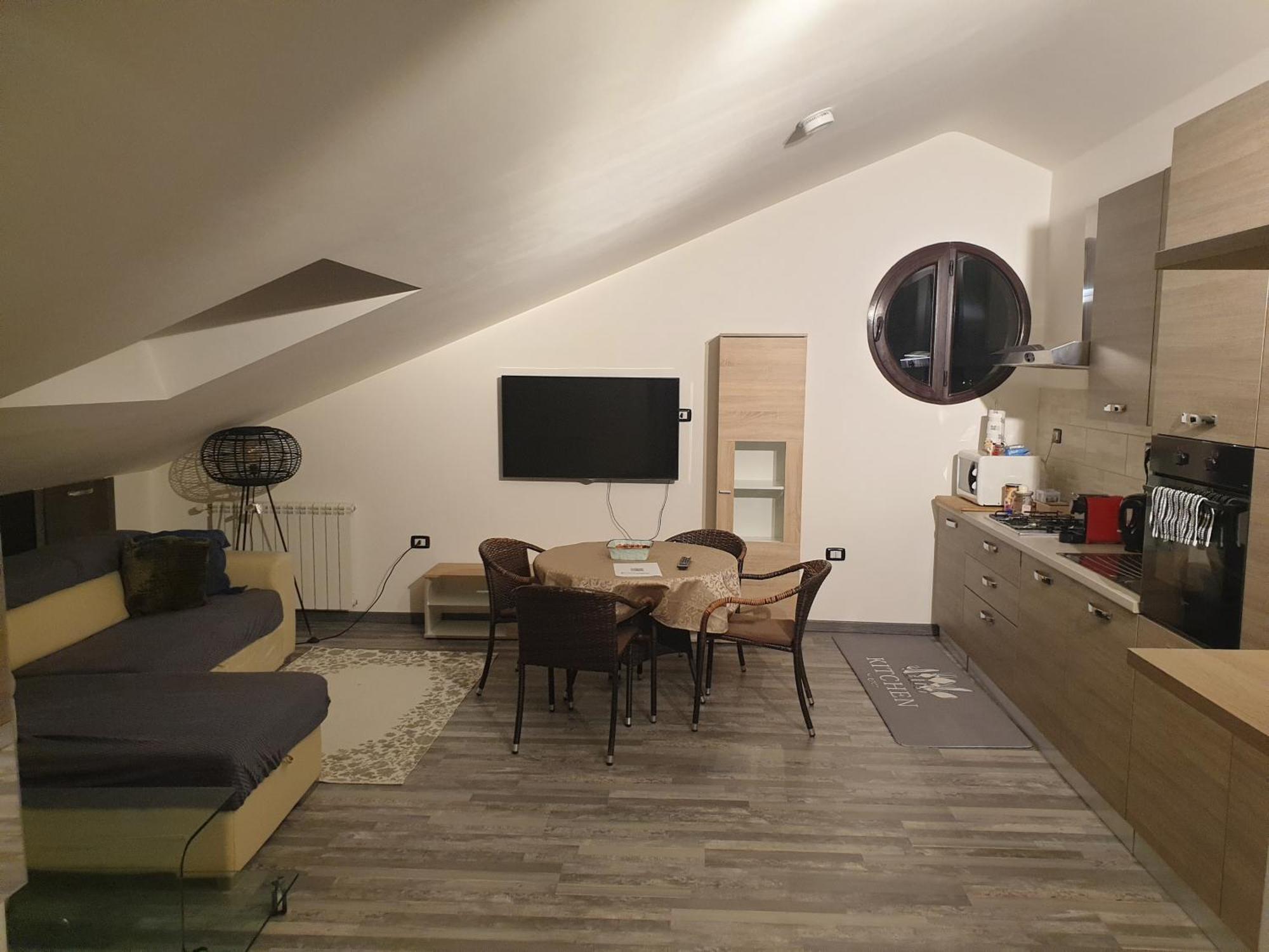 Apartamento Angela'S Attic Voghera Exterior foto